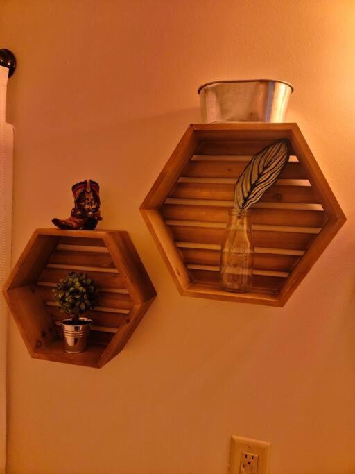 האמונד Milk Hand House.. Peaceful 1 Bedroom Cabin מראה חיצוני תמונה