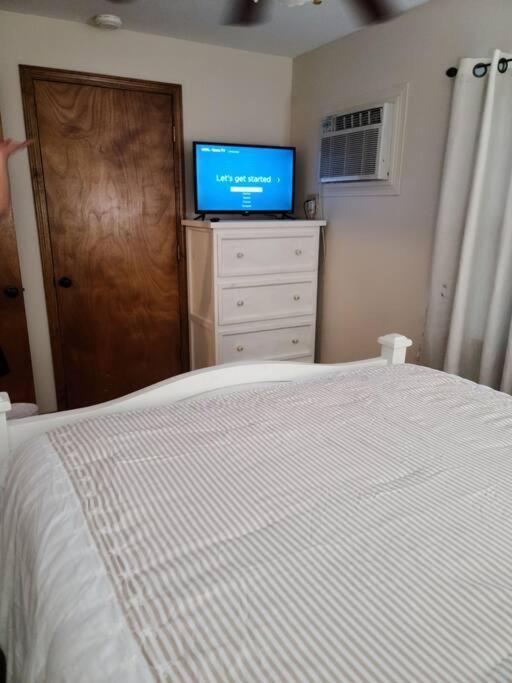 האמונד Milk Hand House.. Peaceful 1 Bedroom Cabin מראה חיצוני תמונה